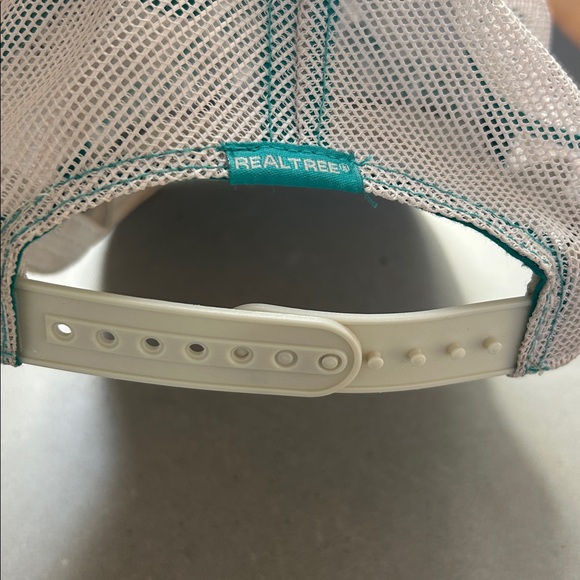 Realtree Camo Cap - Picture 4 of 12